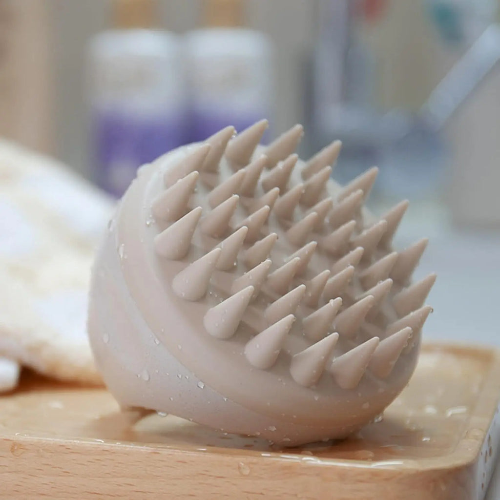 Realy Essence SCALP RITUAL – Silicone Scalp Massage Brush
